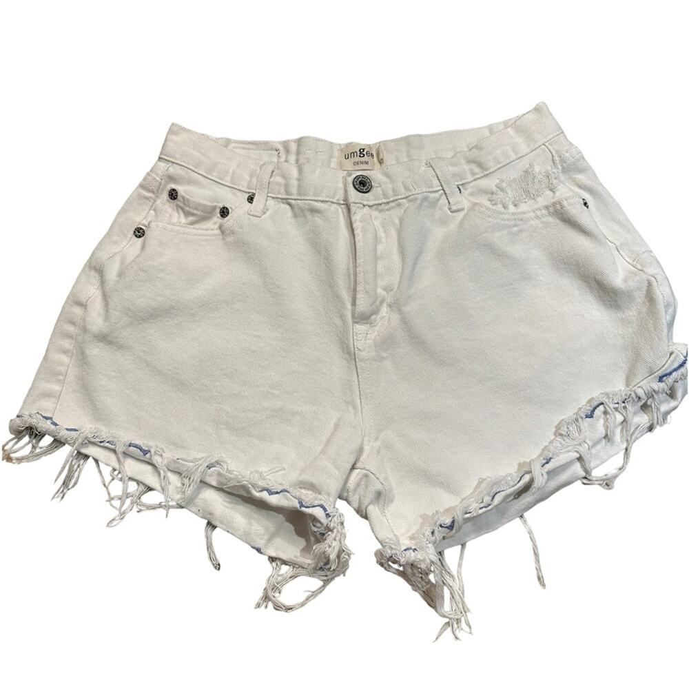 Umgee White Denim Cut-Offs in a Womens Size 5 with blue Trim on edge